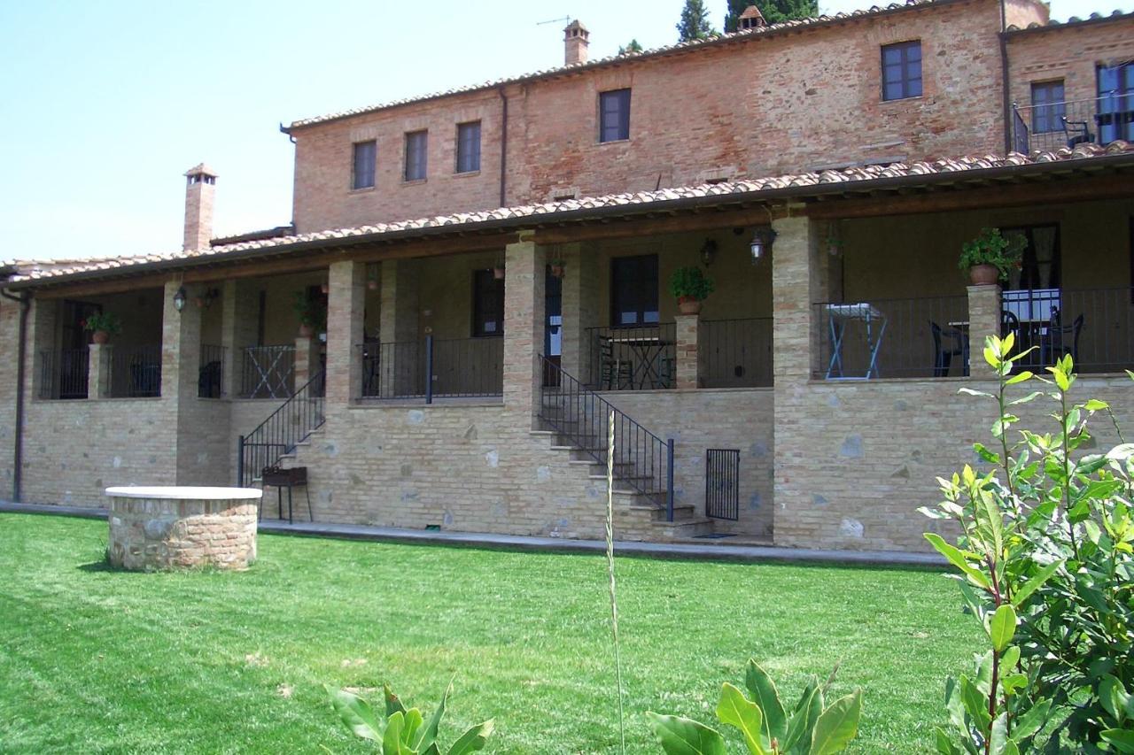 מונטלצ'ינו Agriturismo S. Eurosia מראה חיצוני תמונה