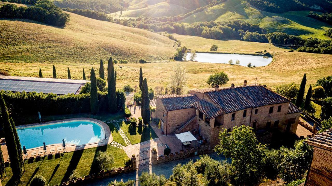 מונטלצ'ינו Agriturismo S. Eurosia מראה חיצוני תמונה